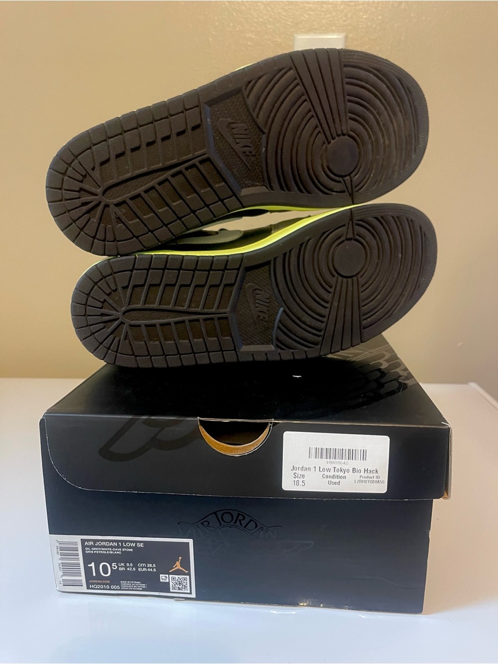 Nike Air Jordan 1 Low SE "Tokyo Bio Hack" 10.5 - Picture 4 of 6
